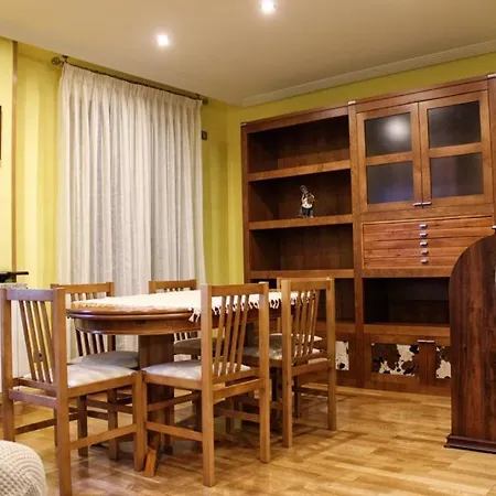 Piso Molly * ليون